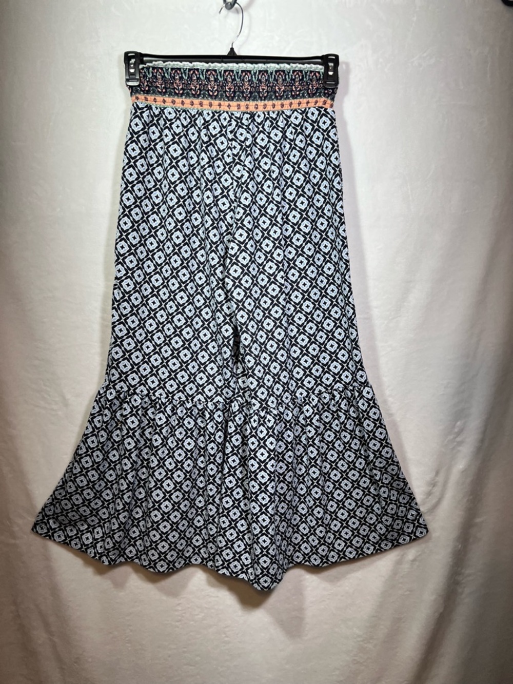 Cato Blue Black Geometric Smocked Waist Wide Leg Ruffle Pants Women L - Picture 5 of 12